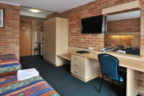 Windsor Terrace Motel - Accommodation Perth 2