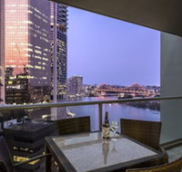 Oaks Brisbane on Felix Suites - Accommodation Perth