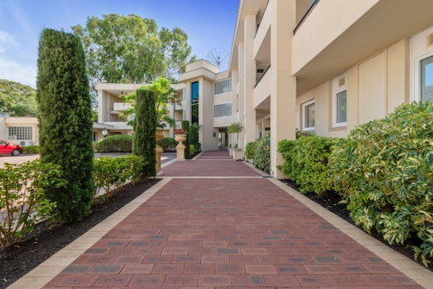 The Peninsula Riverside Serviced Apartments - Accommodation Perth 1