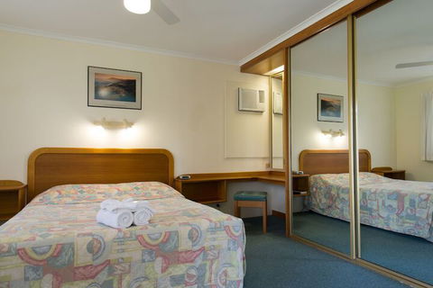 Vacation Village - Perth Resorts 3