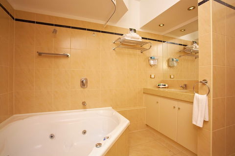 Quest Savoy - Accommodation Perth 4