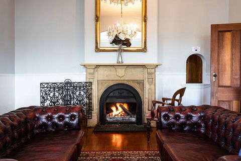 The Dragonfly Inn - Accommodation Perth 5