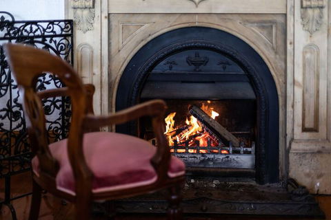 The Dragonfly Inn - Accommodation Perth 3