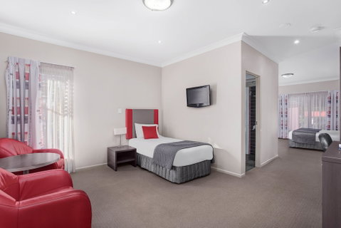 Platinum International - Accommodation Perth 4