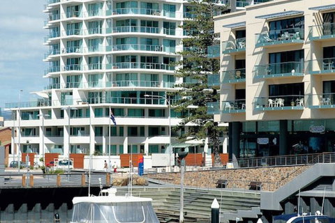 Oaks Glenelg Liberty Suites - Accommodation Perth 5