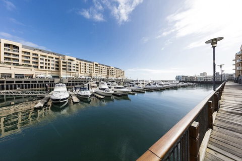 Oaks Glenelg Liberty Suites - Accommodation Perth 1