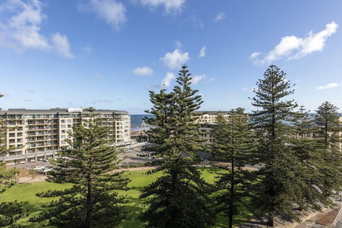 Oaks Glenelg Liberty Suites - Accommodation Perth 6