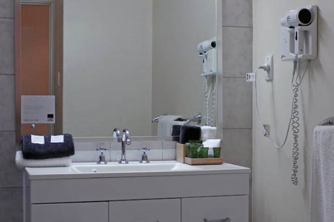 John Pirie Motor Inn - Accommodation Perth 4