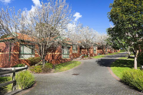Mount Waverley Townhouses - Accommodation Perth 1