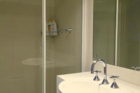 Kingston Terrace Apartments - Accommodation Perth 6