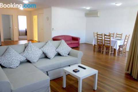 Kingston Terrace Apartments - Accommodation Perth 4