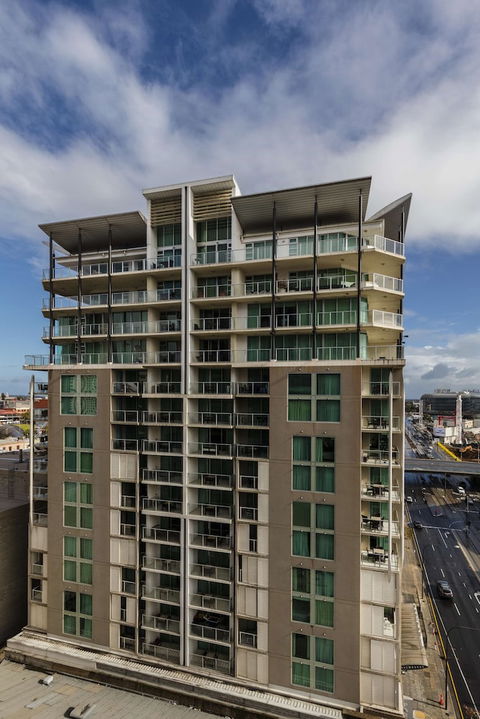 Oaks Adelaide Horizons Suites - Accommodation Perth 3