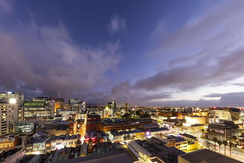 Oaks Adelaide Horizons Suites - Accommodation Perth 0