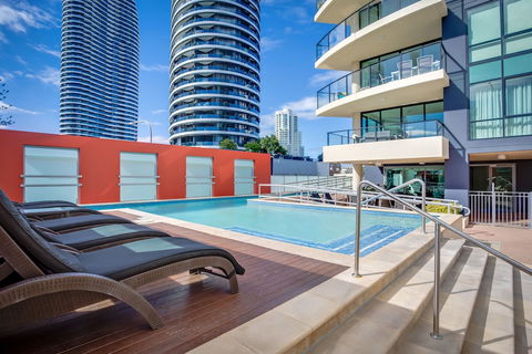Mantra Broadbeach On The Park - Accommodation Perth 6