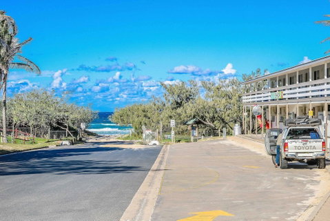 Eurong Beach Resort - Accommodation Perth 3