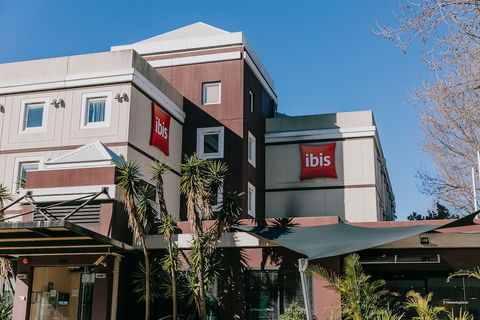 Ibis Newcastle - Accommodation Perth 0