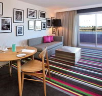 Mercure Melbourne Treasury Gardens - Accommodation Perth