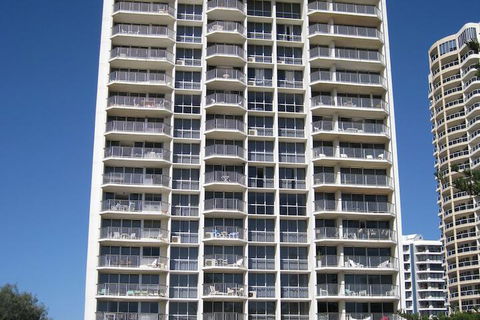 Golden Sands Apartments - Accommodation Perth 1