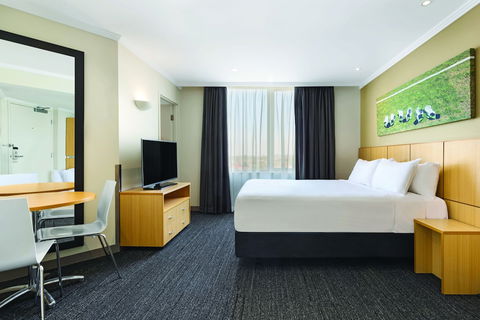 Travelodge Hotel Bankstown Sydney - Perth Resorts 5