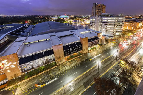 Oaks Adelaide Embassy Suites - Accommodation Perth 6