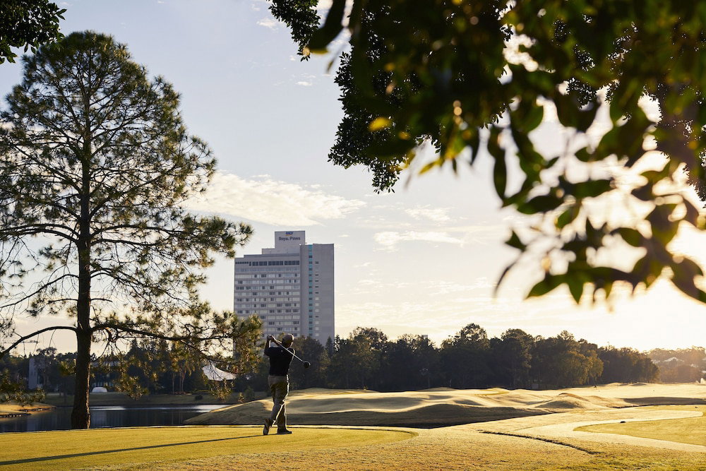 Benowa QLD Accommodation Perth