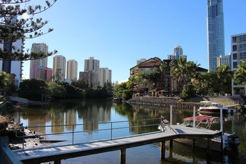 Surfers Riverside Apartments - Accommodation Perth 0