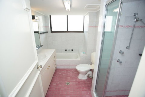 Imperial Surf Private Apartments - Accommodation Perth 5