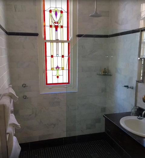 The Carrington Hotel - Accommodation Perth 3