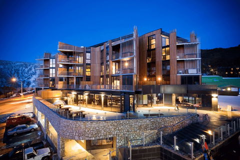 QT Falls Creek - Perth Resorts 3
