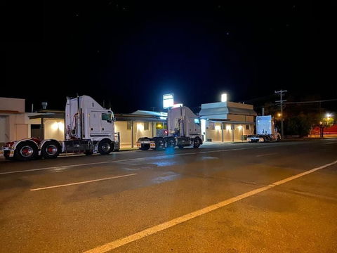 Ben Hall Motor Inn - Perth Resorts 0