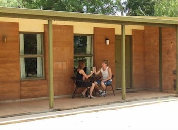 Territory Manor Motel & Caravan Park - Accommodation Perth 0