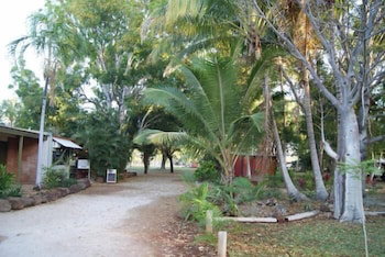 Territory Manor Motel & Caravan Park - Accommodation Perth 6