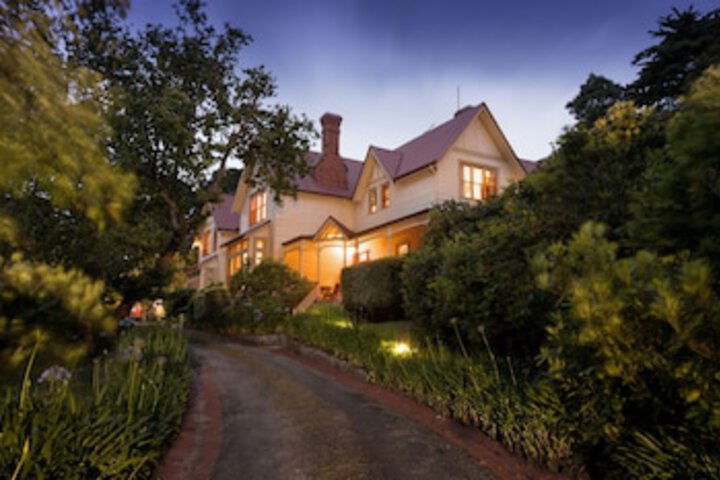 Strahan TAS Accommodation Perth