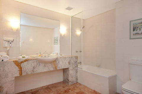 Balboa Holiday Apartments - Accommodation Perth 4