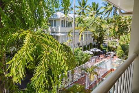 Balboa Holiday Apartments - Accommodation Perth 0