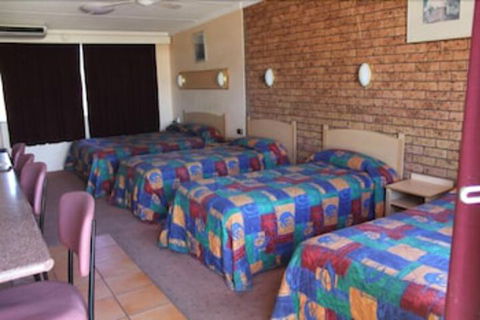 Nandewar Motor Inn - Accommodation Perth 3