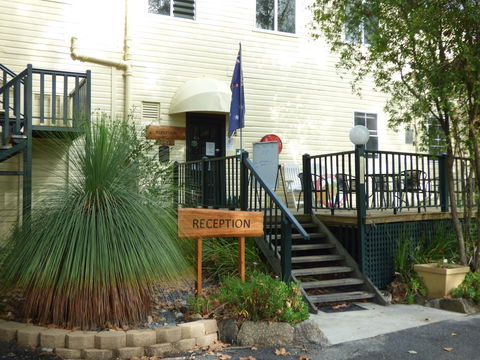 Tenterfield Lodge And Caravan Park - Perth Resorts 1