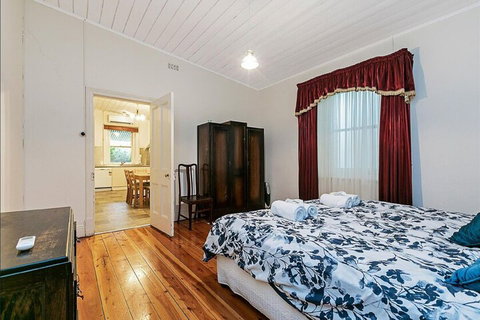 Treasured Memories Cottage - Accommodation Perth 6