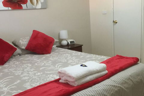 The Nosh & Nod - Avon Terrace - Accommodation Perth 6