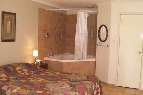 The Nosh & Nod - Avon Terrace - Accommodation Perth 2