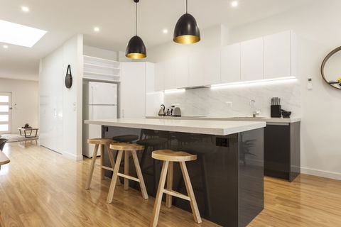 BOUTIQUE STAYS - Central Park - Accommodation Perth 1