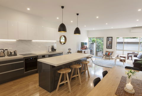 BOUTIQUE STAYS - Central Park - Accommodation Perth 2