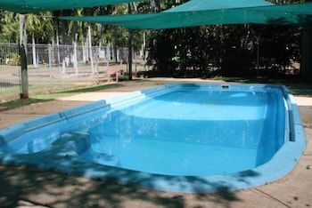 Batchelor Holiday Park - Accommodation Perth 2
