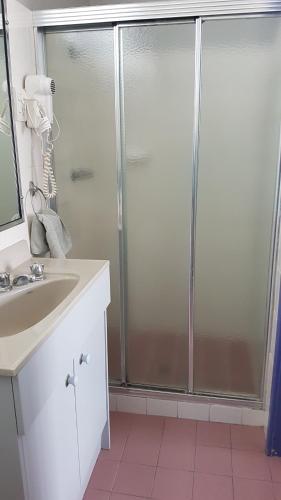 South Pacific Palms Motor Inn - Accommodation Perth 1