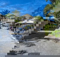 Cairns City Garden Apartment - Perth Resorts