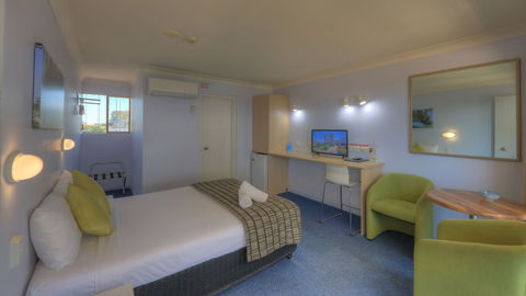 Bay Air Motel - Accommodation Perth 5