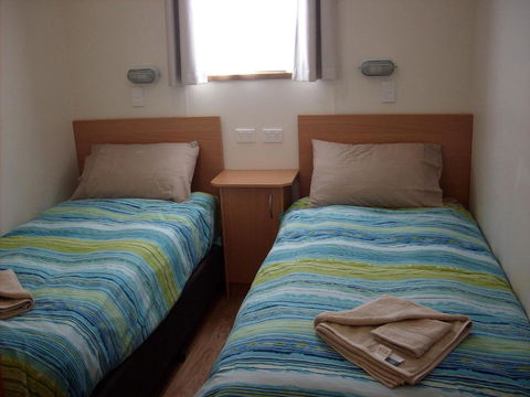 Jackos Holiday Cabins - Accommodation Perth 3