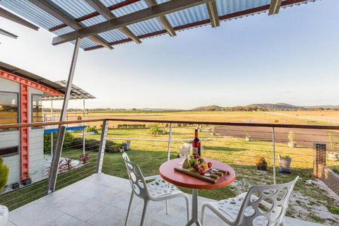 Hangar House Mudgee - Accommodation Perth 2