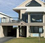 Boathouse Holiday House - Accommodation Perth