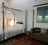 Oskars Rainforest Retreat - Perth Resorts
